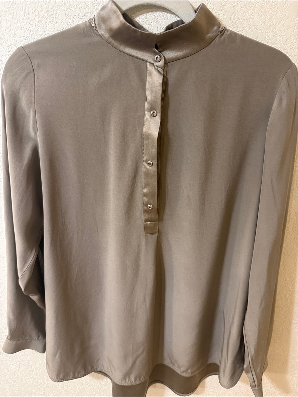 Lafayette 148 New York Taupe Mandarin Collar Button-Front Shirt - Picture 1 of 6